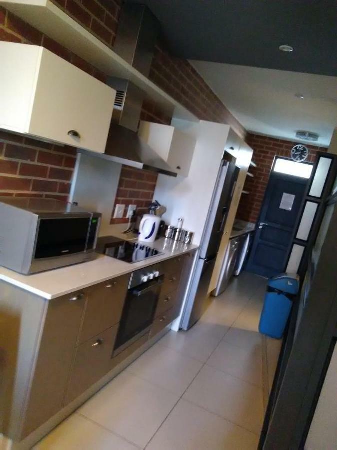Rosebank Accommodation Johannesburg Zewnętrze zdjęcie